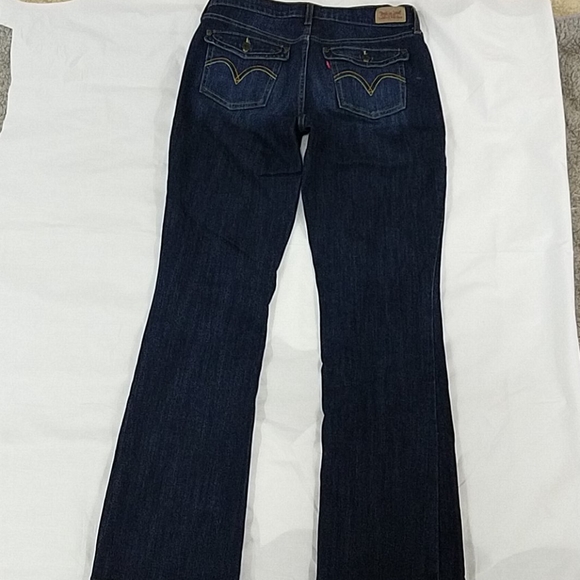 Levi's 515 boot cut jeans - Picture 2 of 5